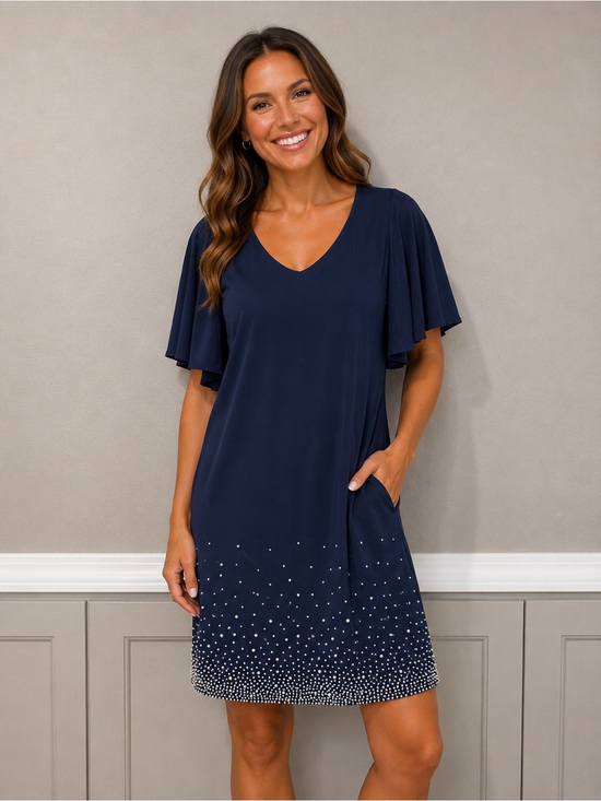 Roz & Ali Dresses & Skirts - Roz & Ali Navy Midi Dress with Subtle Hem Detail